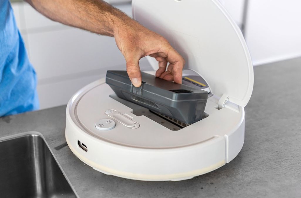 Karcher Robotic Vacuum Cleaner With Wiping Function RCV 3 *EU 1.269-620.0